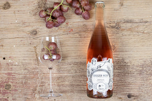 Pet Nat Rösler  Perlwein rosé Jahrgang 2020 aus dem Südburgenland in Österreich vom Weingut Groszer Wein